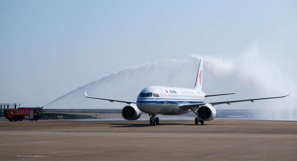 C919國產(chǎn)大飛機(jī)首次亮相澳門